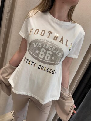 t-shirt-semplice-con-stampa
