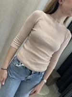 maglia-a-costine-scollo-tondo