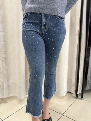 jeans-mimi-mua-borchie-a-stella