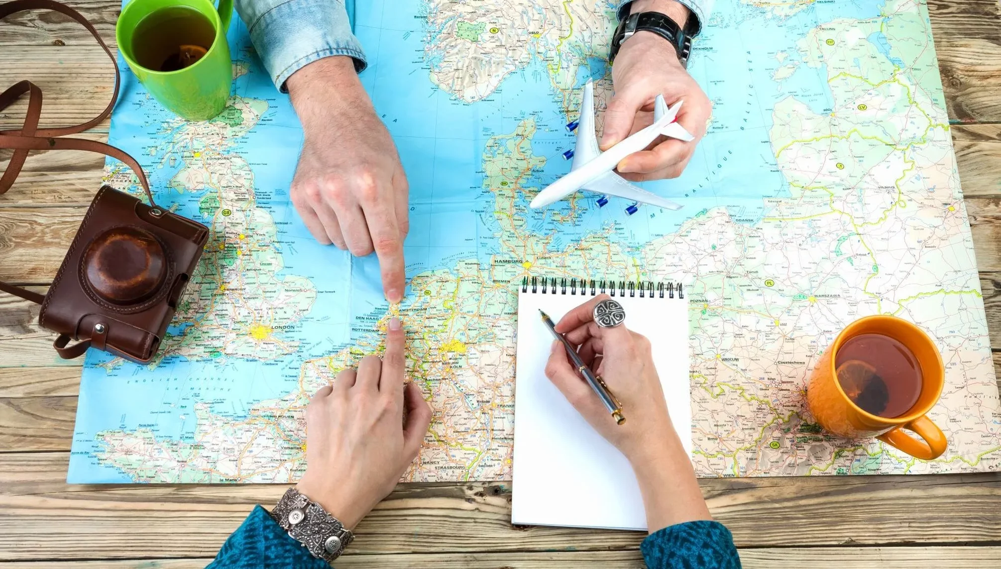 aprire-agenzia-viaggi-1900x1080