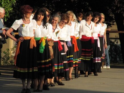 b7e0b4880255e1ede2ba5f5fd57260d32548c9a3