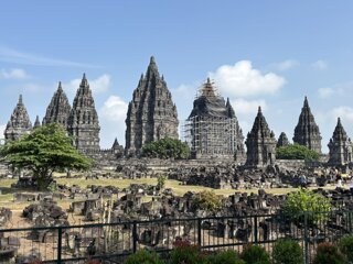 prambanan 3.jpeg