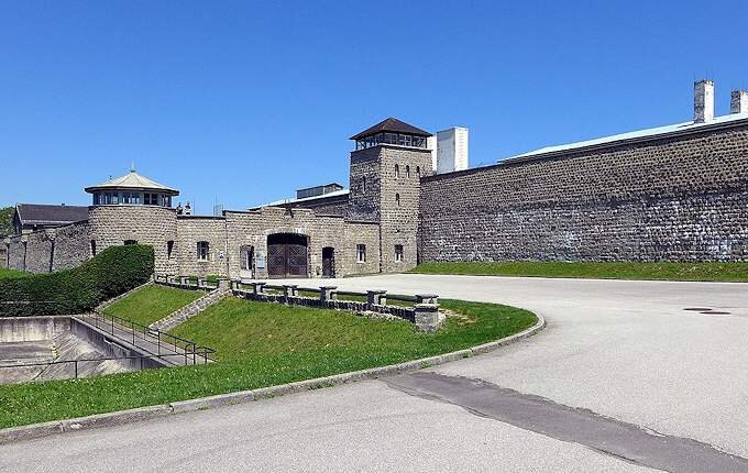 Mauthausen, all’ombra della “fortezza di pietra”