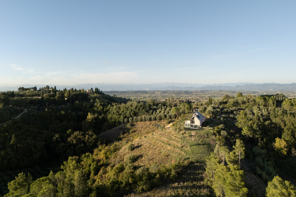 foto casa sotto la nuvola-urbana production-leggere-26.jpeg