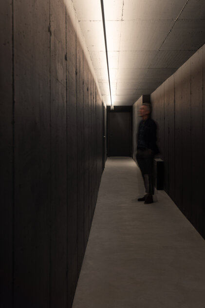 Tunnel interrato di 24 metri con cantina vini e taverna, Casa AF Sondrio