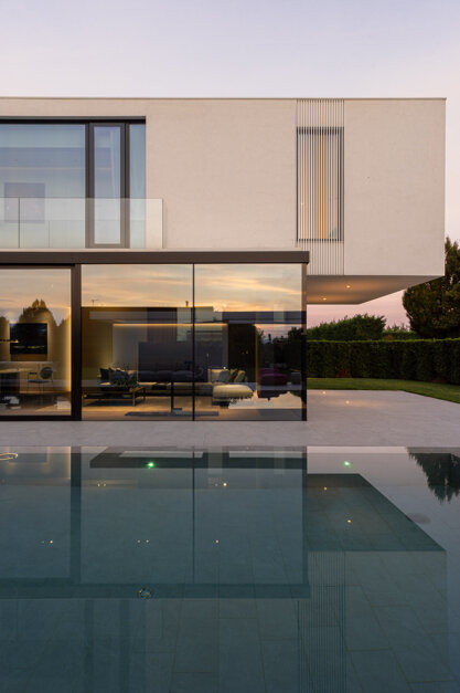 foto av home-urbana production-leggere-96.jpeg foto av home-urbana production-leggere-96.jpeg