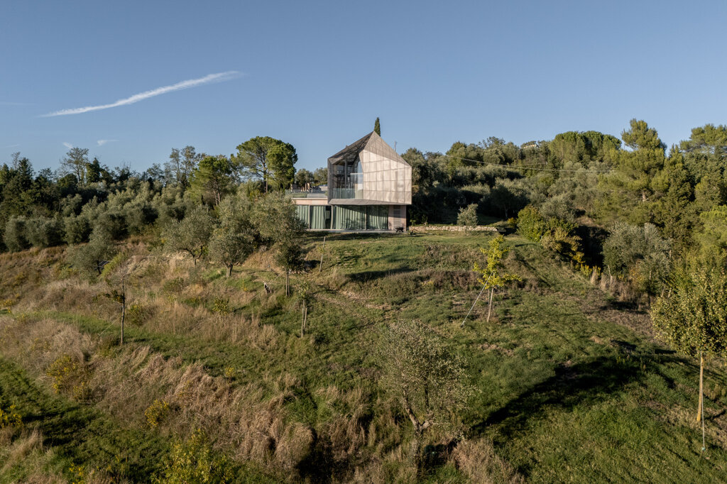 foto casa sotto la nuvola-urbana production-leggere-37.jpeg