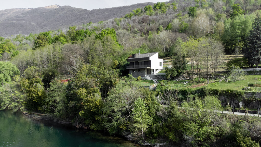 02. la casa sul lago di mergozzo-elena bertinotti.jpeg
