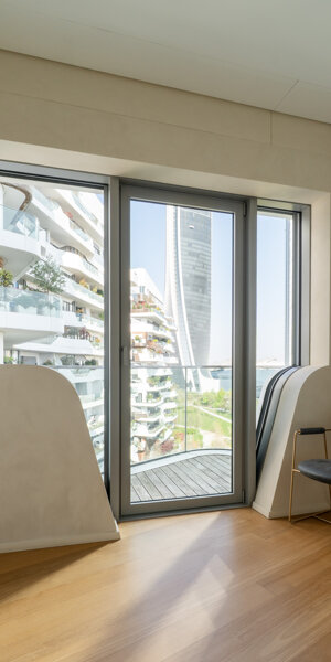 42%20city%20life%20-%20arch.%20salami%20-%20urbana%20production%20-%20leggere.jpeg