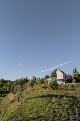 foto casa sotto la nuvola-urbana production-leggere-39.jpeg