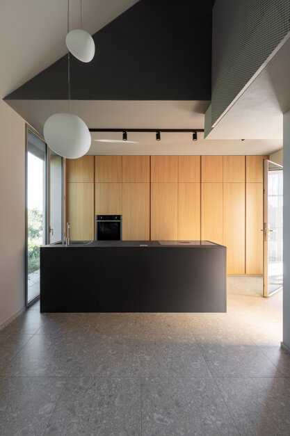 foto casa sotto la nuvola-urbana production-leggere-23.jpeg