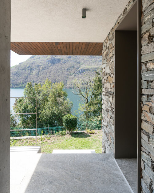 08. la casa sul lago di mergozzo-elena bertinotti.jpeg