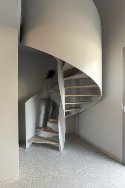 foto casa sotto la nuvola-urbana production-leggere-25.jpeg