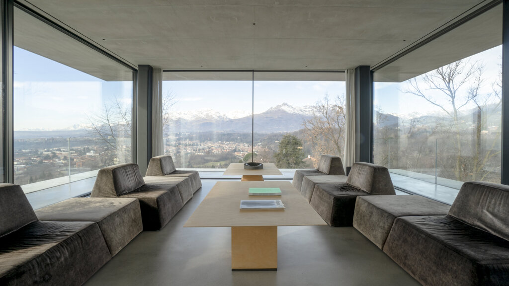 08.teca-house-dependance moderna-soggiorno con vista.jpeg