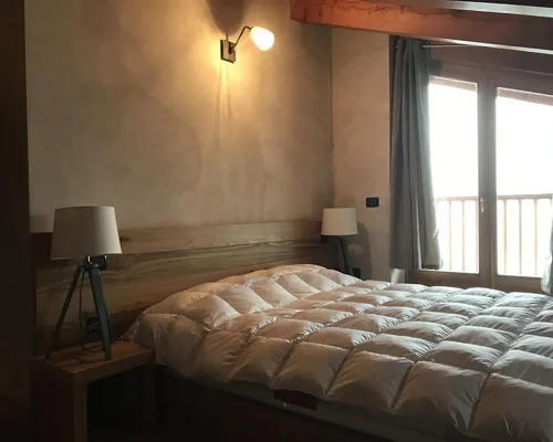 letto in legno naturale provincia di Bergamo