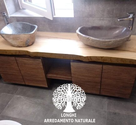 mobili bagno in legno massello rustico Milano