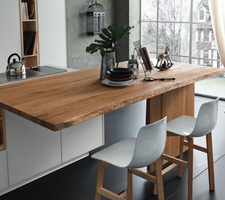 PIANO CUCINA IN LEGNO GREZZO piano cucina a taglio corteccia su misura con trattamento anti-macchia Mod. Chiasso