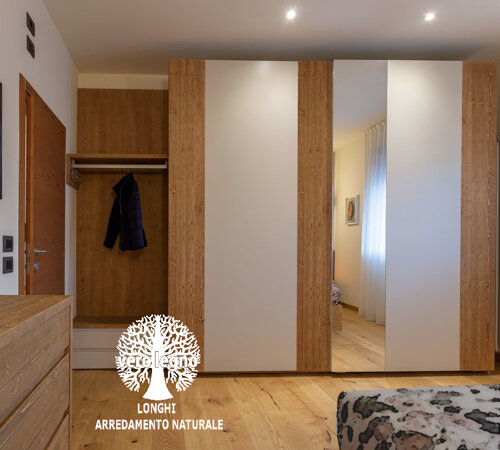 armadio in legno cannettato Monza brianza