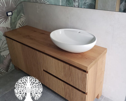 mobile bagno 2 ante e due cassetti su misura in legno canneto