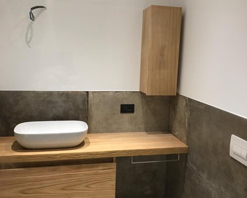 mobile bagno in teak sabbiato su misura varese