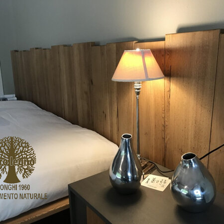 TESTIERA A TAVOLE SFALSATE IN ROVERE NATURALE