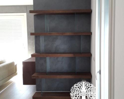 libreria air su misura con vetri e legno genova liguria