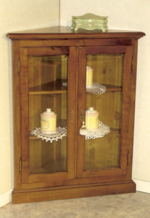 angolo-in-noce-massello-a-2-porte