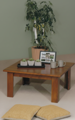 tavolino-in-noce-massello-con-piano-in-legno