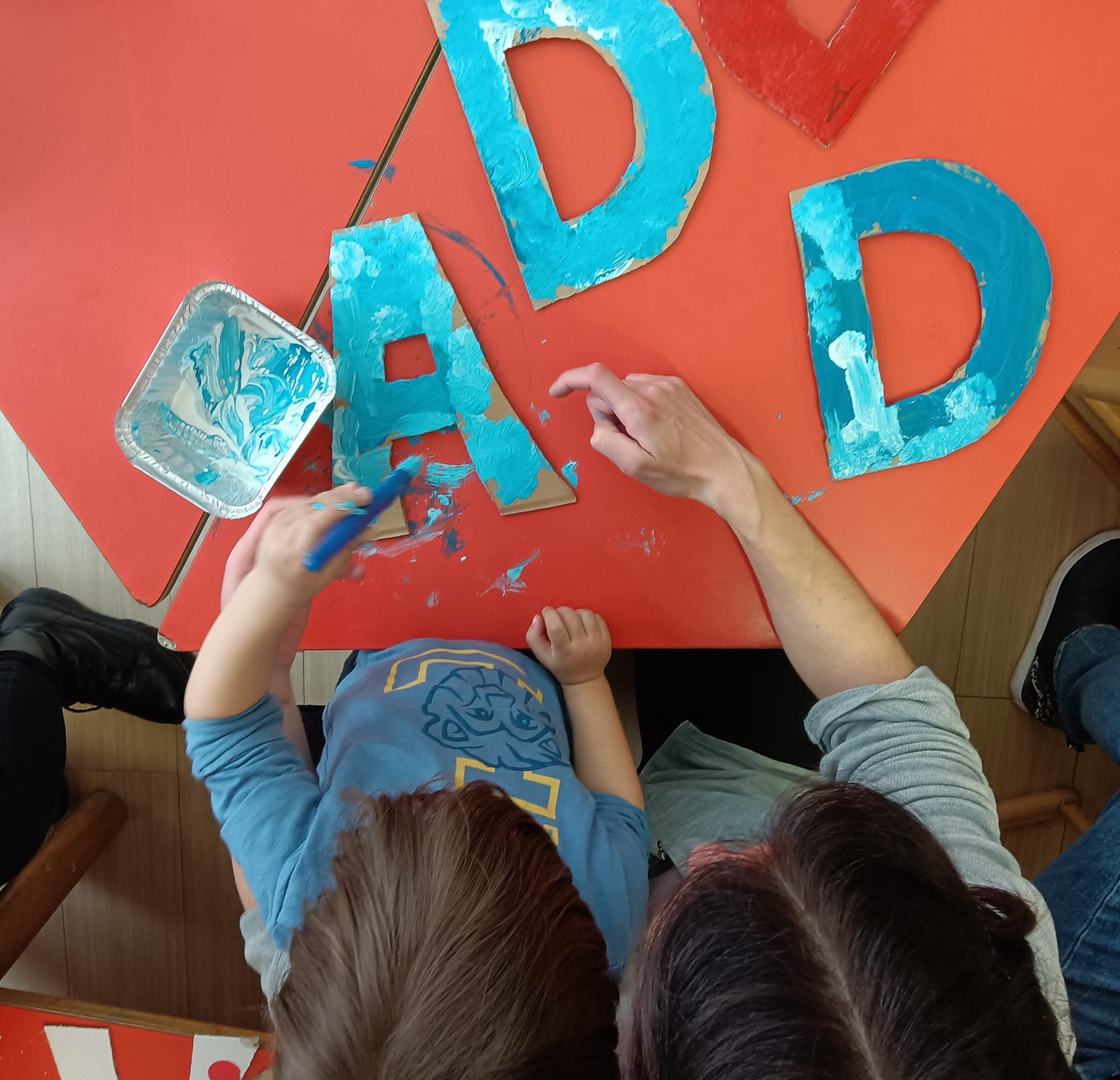 I nostri laboratori con i genitori (festa del papà 2023)
