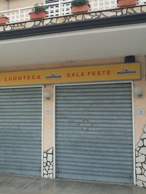 Insegna luminosa a led a cassonetto monofacciale Pontinia Latina Insegna luminosa a led a cassonetto monofacciale Pontinia Latina