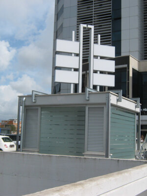 Struttura pannelli in metacrilato Latina Struttura pannelli in metacrilato Latina