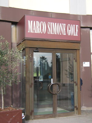 Insegna luminosa a led a cassonetto monofacciale Roma Insegna luminosa a led a cassonetto monofacciale Roma