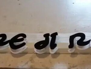 Insegna luminosa a led a lettere singole a luce retroriflessa Roma Insegna luminosa a led a lettere singole a luce retroriflessa Roma