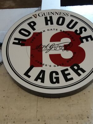 Insegna luminosa monofacciale in metacrilato a led Roma Insegna luminosa monofacciale in metacrilato a led Roma