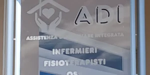 Insegna luminosa a led a luce filtrante Latina - A.S.T. NEON Insegna luminosa a led a luce filtrante Latina - A.S.T. NEON