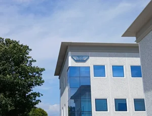 Insegna luminosa a led a luce retroriflessa Sabaudia Latina