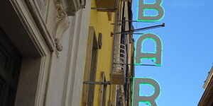 Insegna luminosa in tubolina di neon Roma - A.S.T. NEON Insegna luminosa in tubolina di neon Roma - A.S.T. NEON