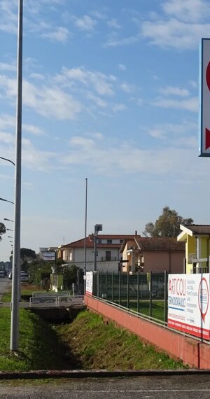 Insegna luminosa a led a bandiera bifacciale Latina