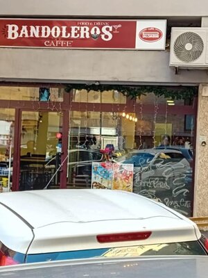 Insegna luminosa a led a cassonetto monofacciale Roma Insegna luminosa a led a cassonetto monofacciale Roma