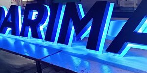 Insegna luminosa a led a luce retroriflessa Roma - A.S.T. NEON