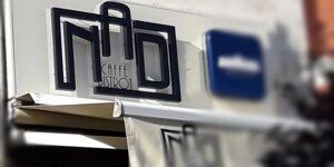 Insegna luminosa a led Latina a lettere singole a luce retroriflessa Latina