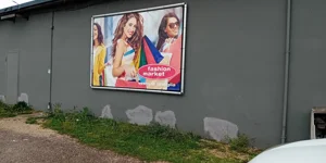 BANNER TENSIONATO A PARETE SEZZE LATINA - A.S.T. NEON