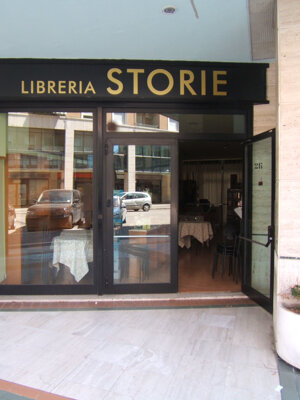 Insegna luminosa a led a cassonetto monofacciale Latina Insegna luminosa a led a cassonetto monofacciale Latina