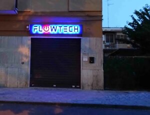 Insegna luminosa a led a lettere singole Latina Insegna luminosa a led a lettere singole Latina