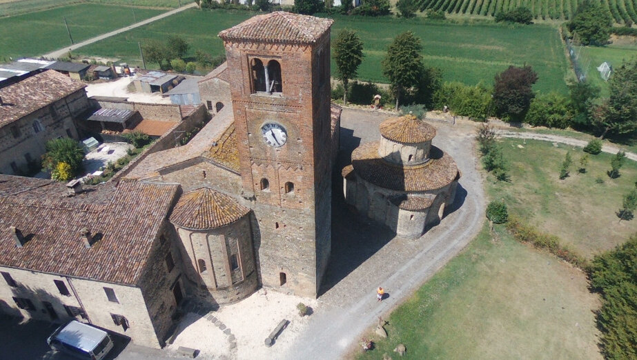 Vigolo Marchese di Castell'Arquato (Pc) foto del Pilota di Drone (APR) Fabio Manera 