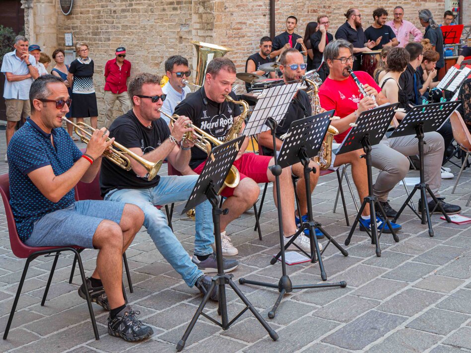 musica in festa