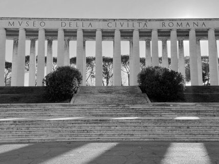 plastico bw.jpeg plastico bw.jpeg