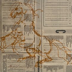 Schizzo su pagina giornale.