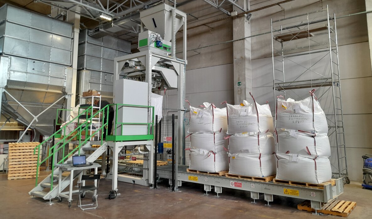 9bb8883bab3e61d0c8547e60f4b60380808c11de