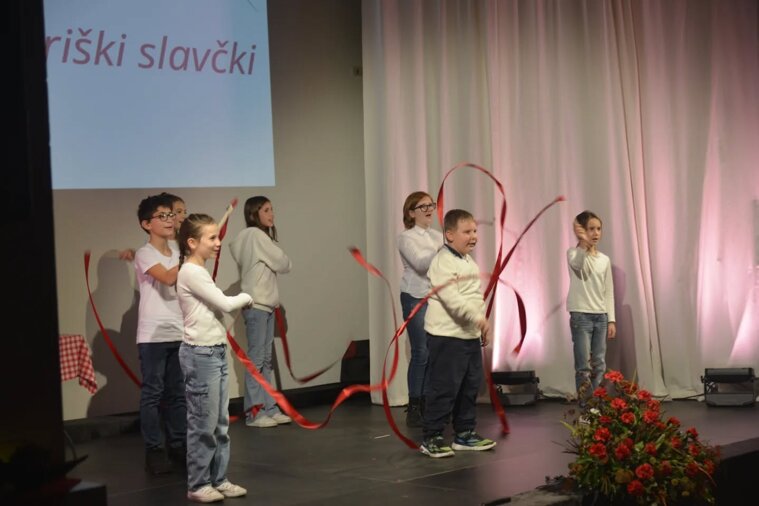 foto otroci 1.jpeg